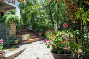 Charming House in Amelia with Lake View, 200 m² Amelia